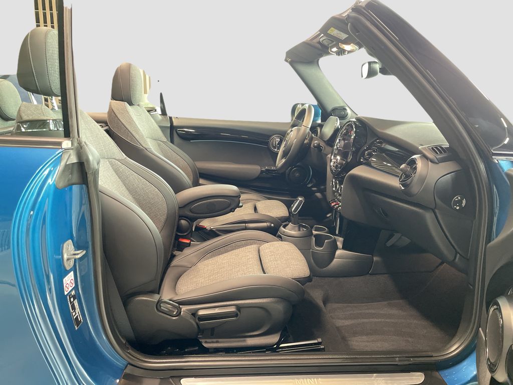 MINI Cooper Cabrio 2022