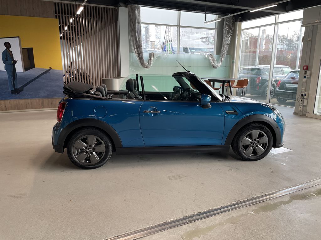 MINI Cooper Cabrio 2022