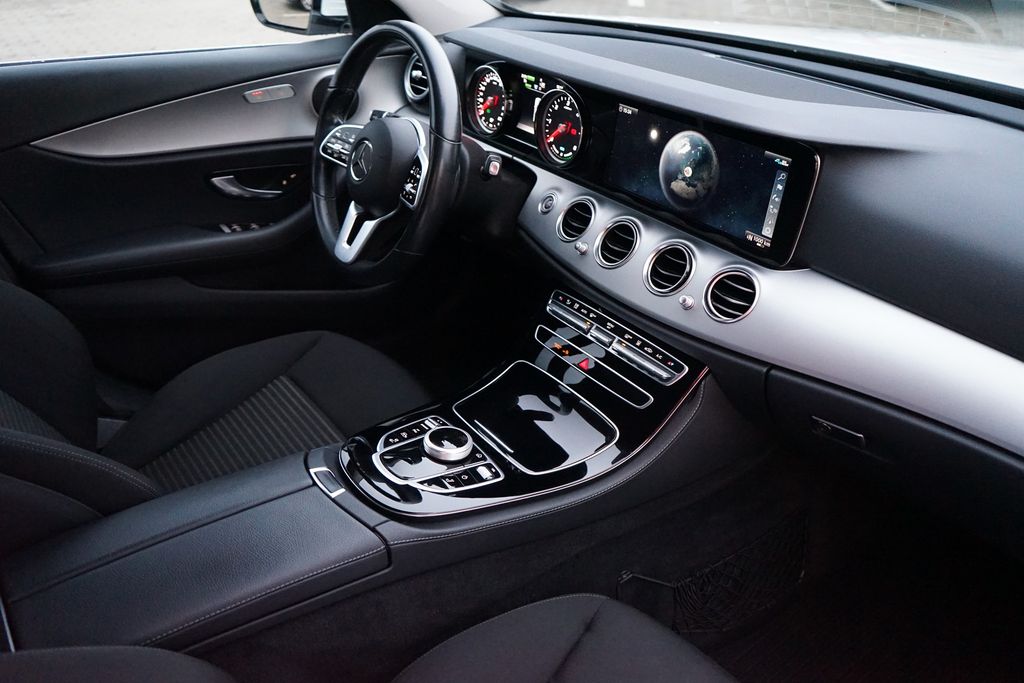 Mercedes-Benz E 300 2020