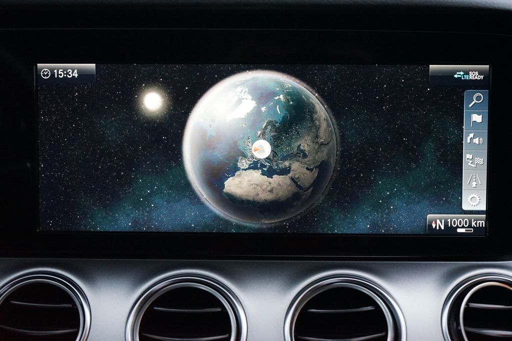 Mercedes-Benz E 300 2020