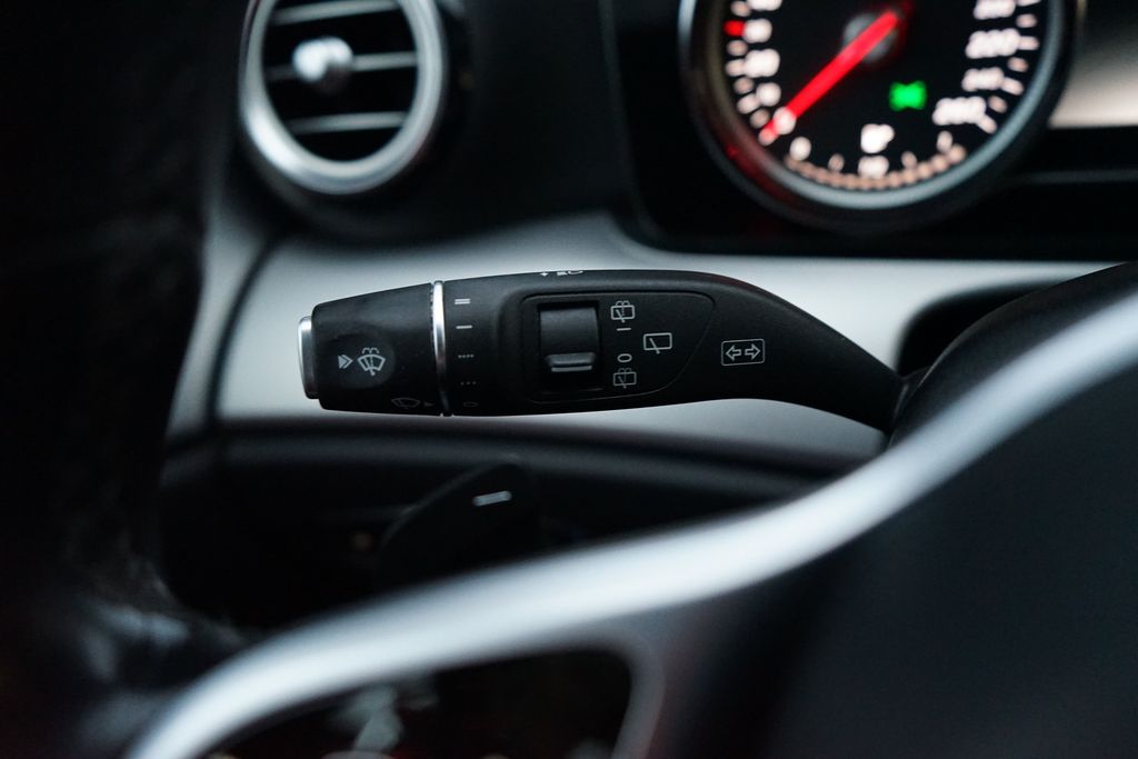 Mercedes-Benz E 300 2020