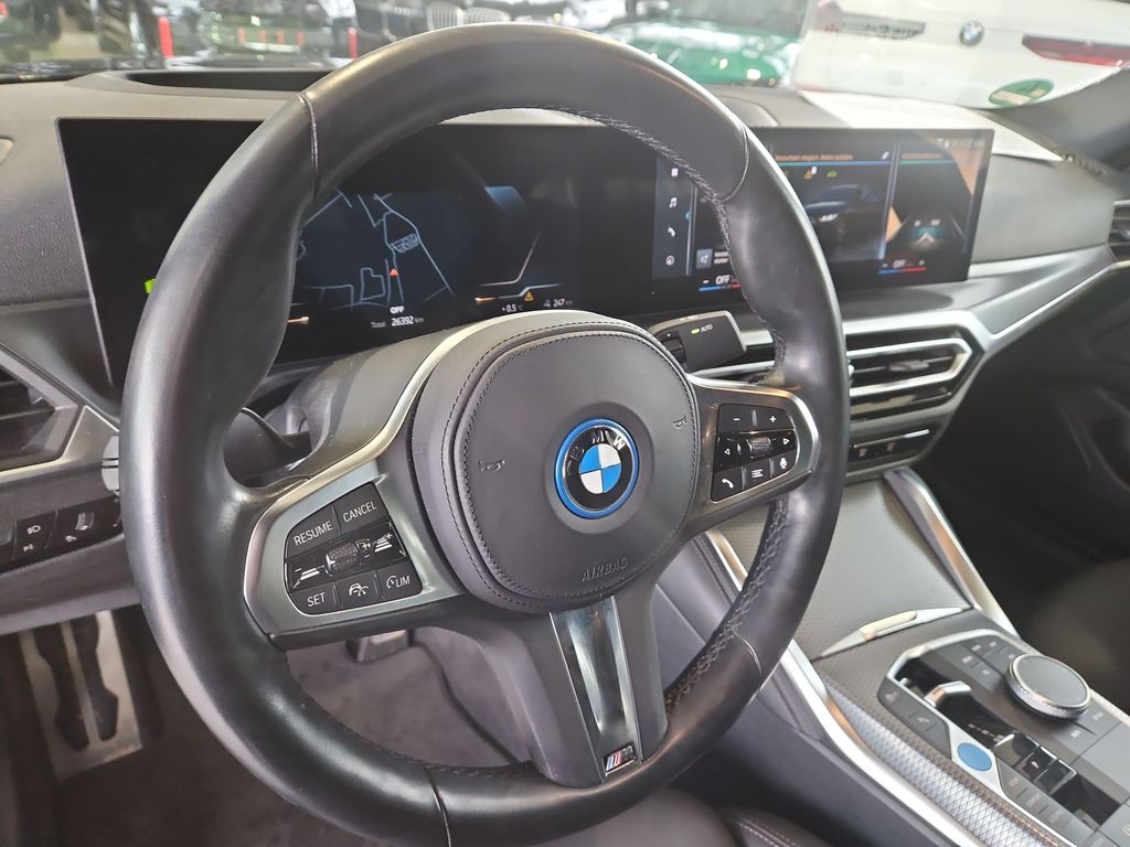 BMW i4 2023