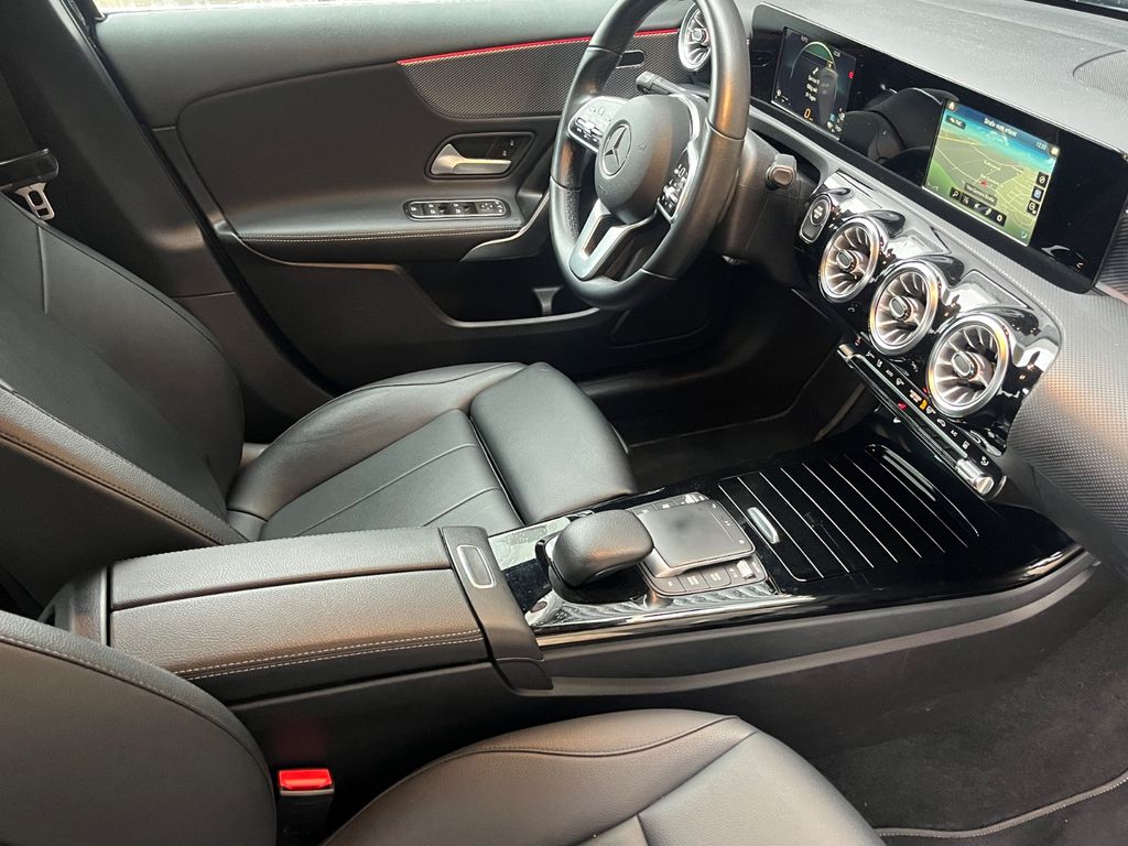 Mercedes-Benz A 250 2021