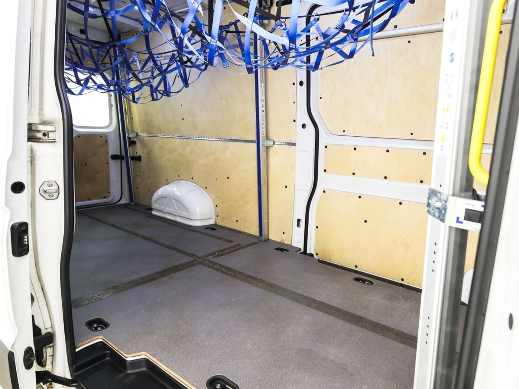 Volkswagen Crafter 2021