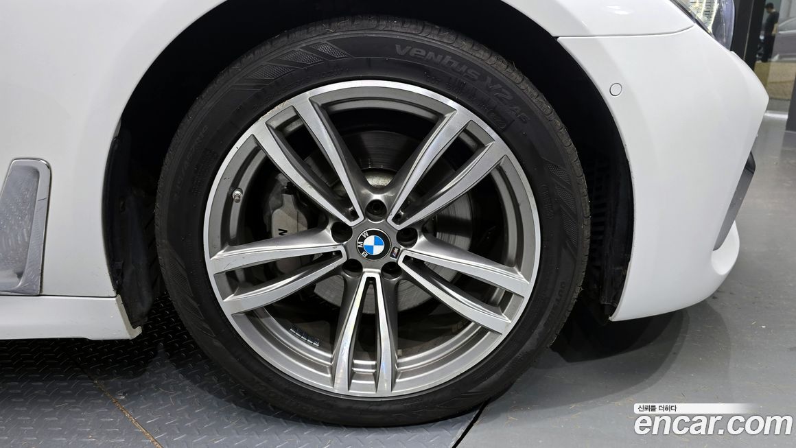 BMW 7-Series 2017