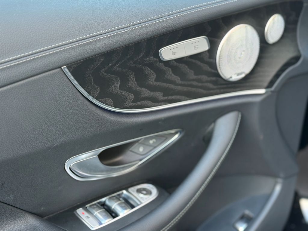 Mercedes-Benz E 200 2023