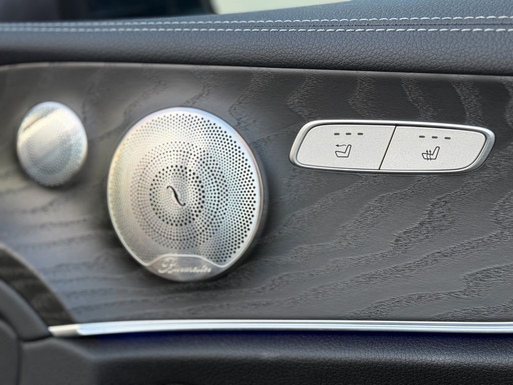 Mercedes-Benz E 200 2023