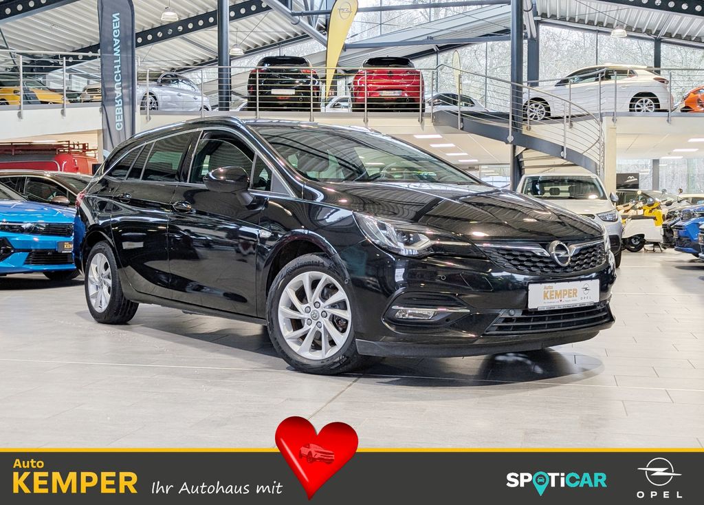 Opel Astra 2021