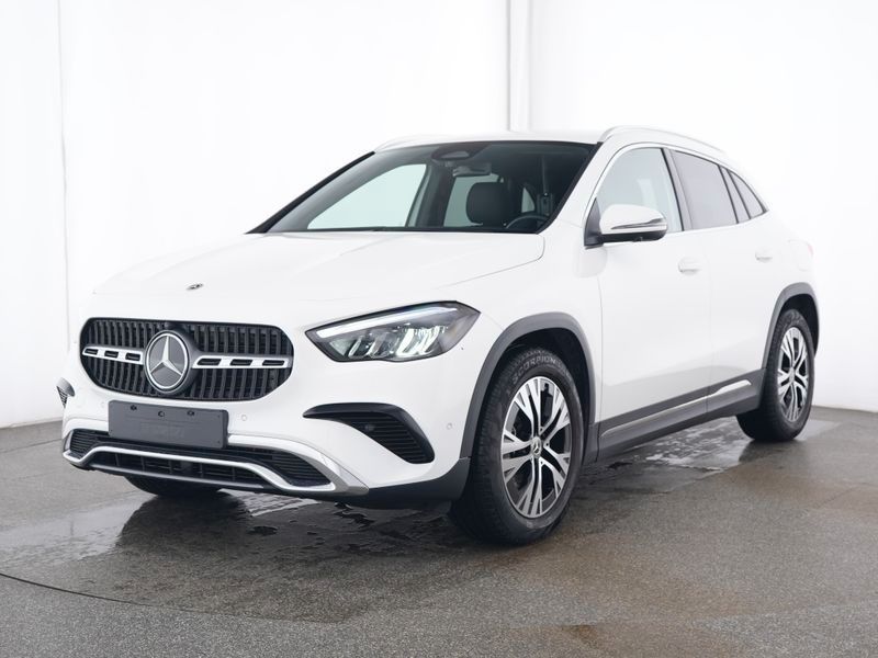 Mercedes-Benz GLA 200 2024