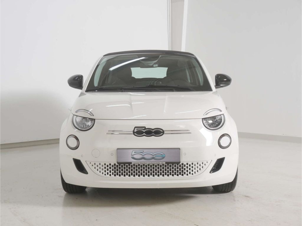 Fiat 500e 2025