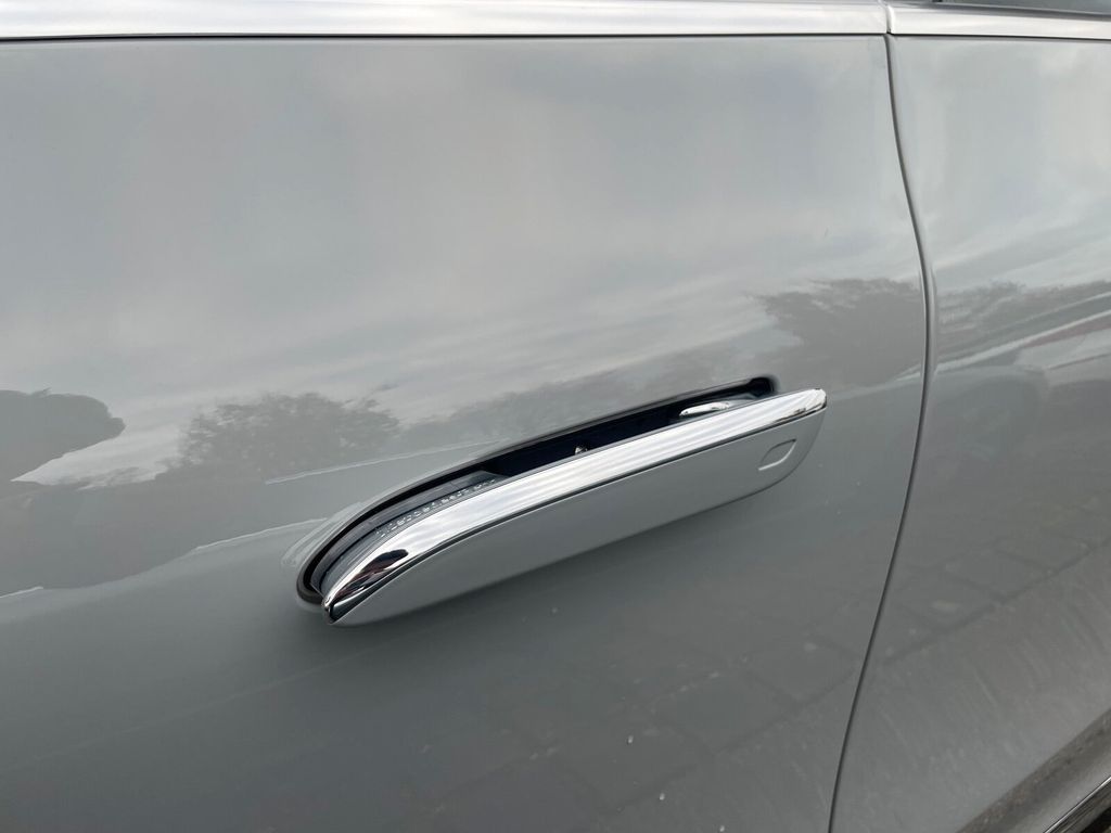 Mercedes-Benz EQE 2024