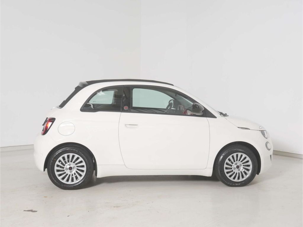 Fiat 500e 2025