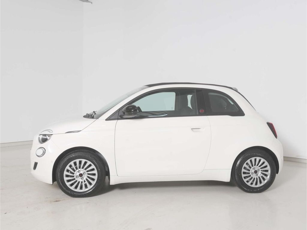 Fiat 500e 2025