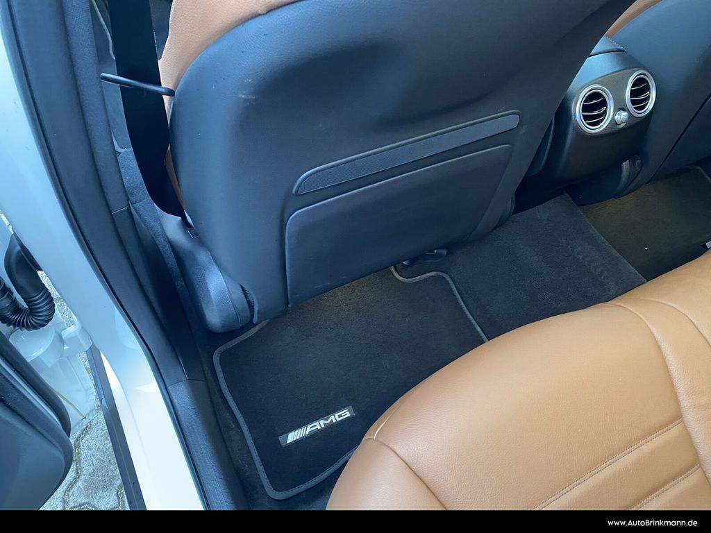 Mercedes-Benz GLC 300 2021