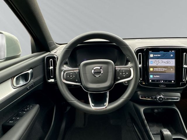 Volvo XC40 2024
