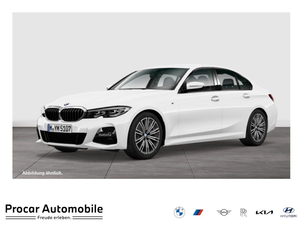 BMW 318 2022