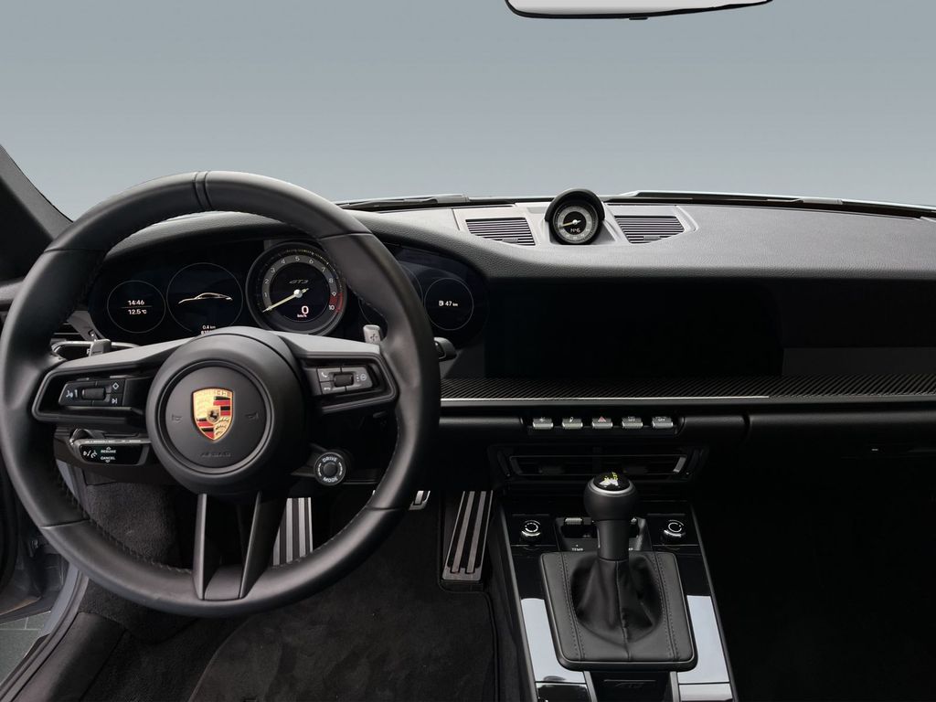 Porsche 992 2023