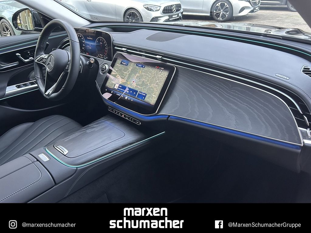 Mercedes-Benz E 300 2025