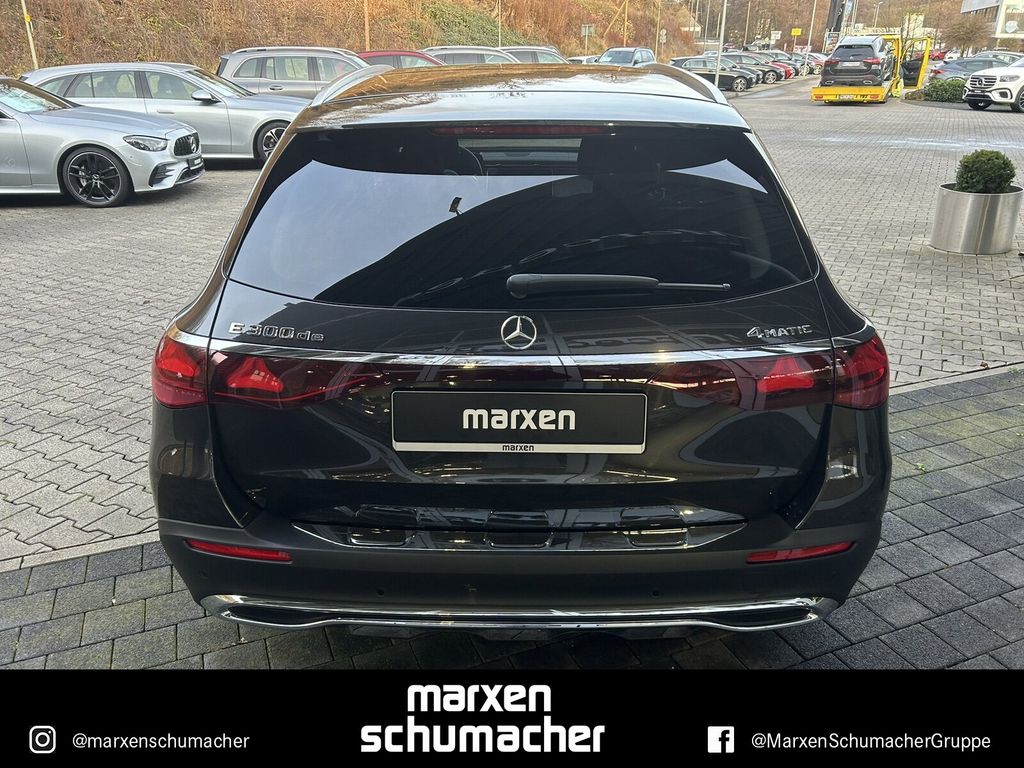 Mercedes-Benz E 300 2025