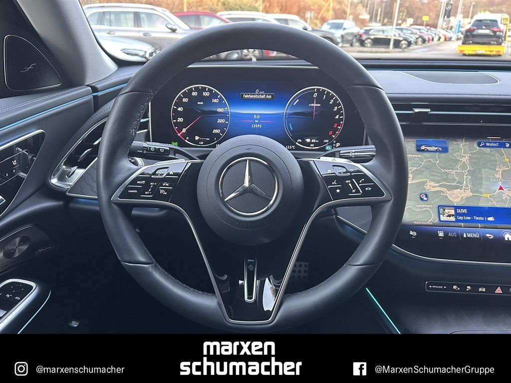 Mercedes-Benz E 300 2025
