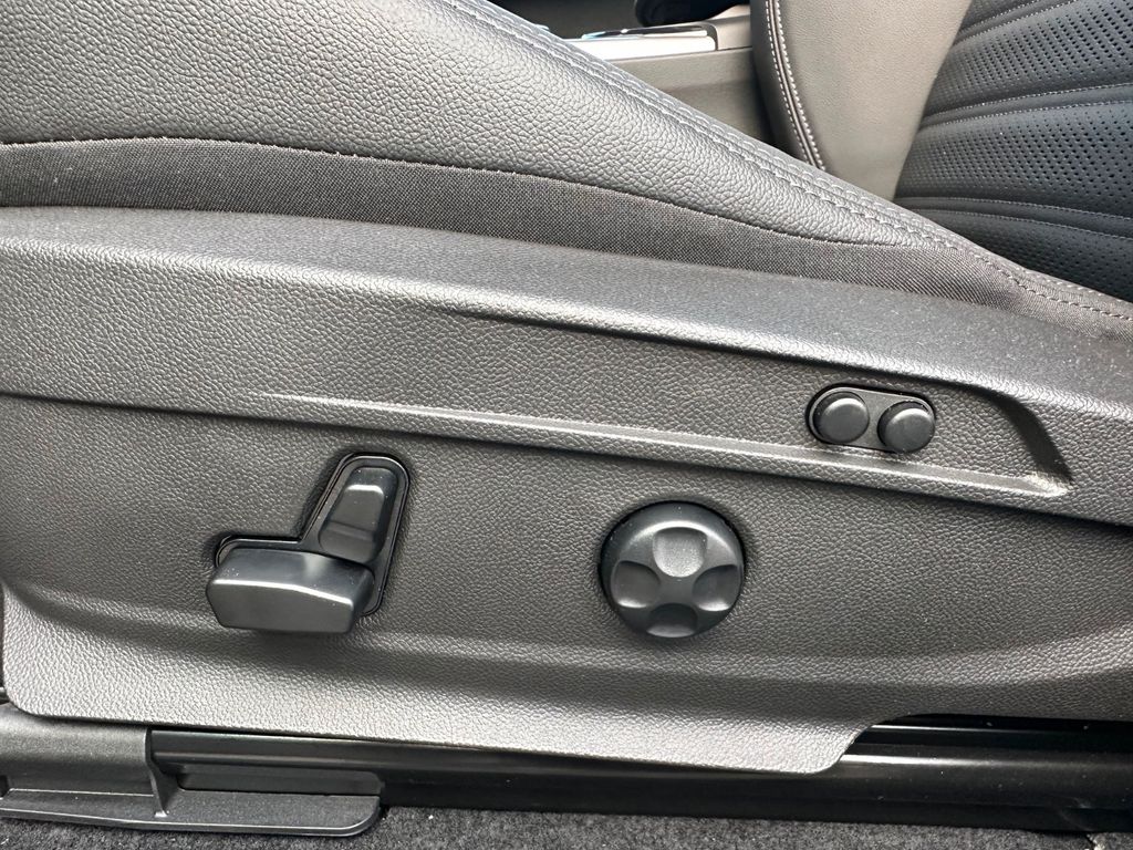 Alfa Romeo Stelvio 2025