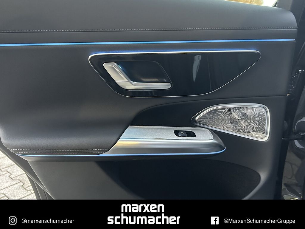 Mercedes-Benz E 300 2025
