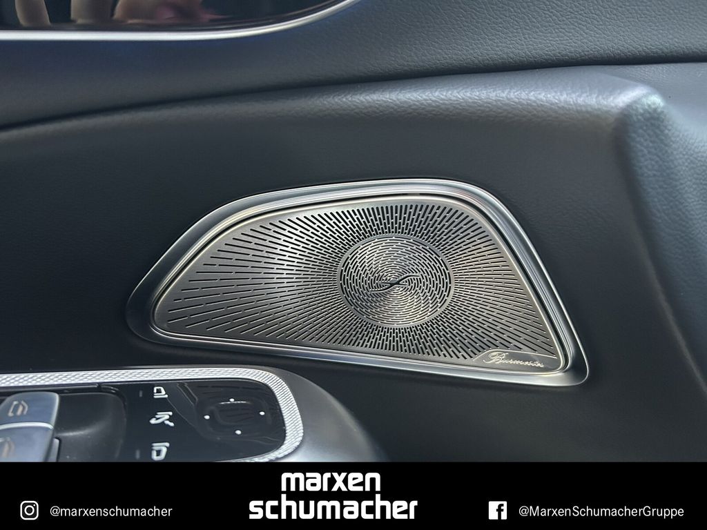 Mercedes-Benz E 300 2025