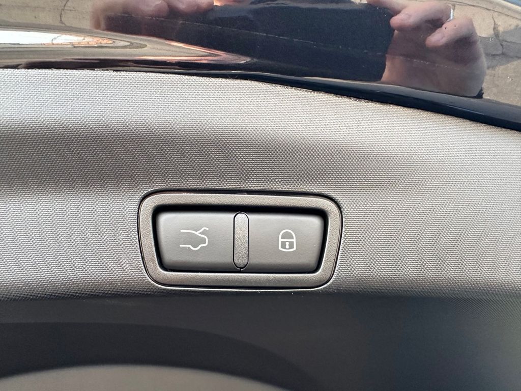 Alfa Romeo Stelvio 2025