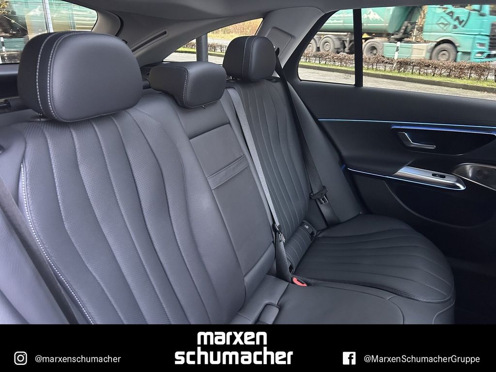 Mercedes-Benz E 300 2025