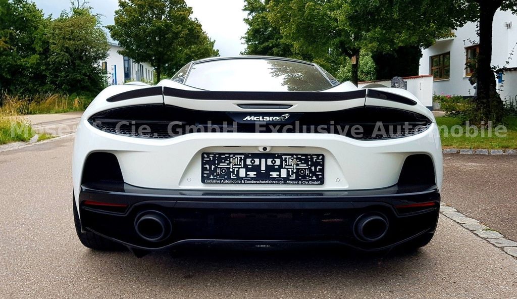McLaren GT 2021