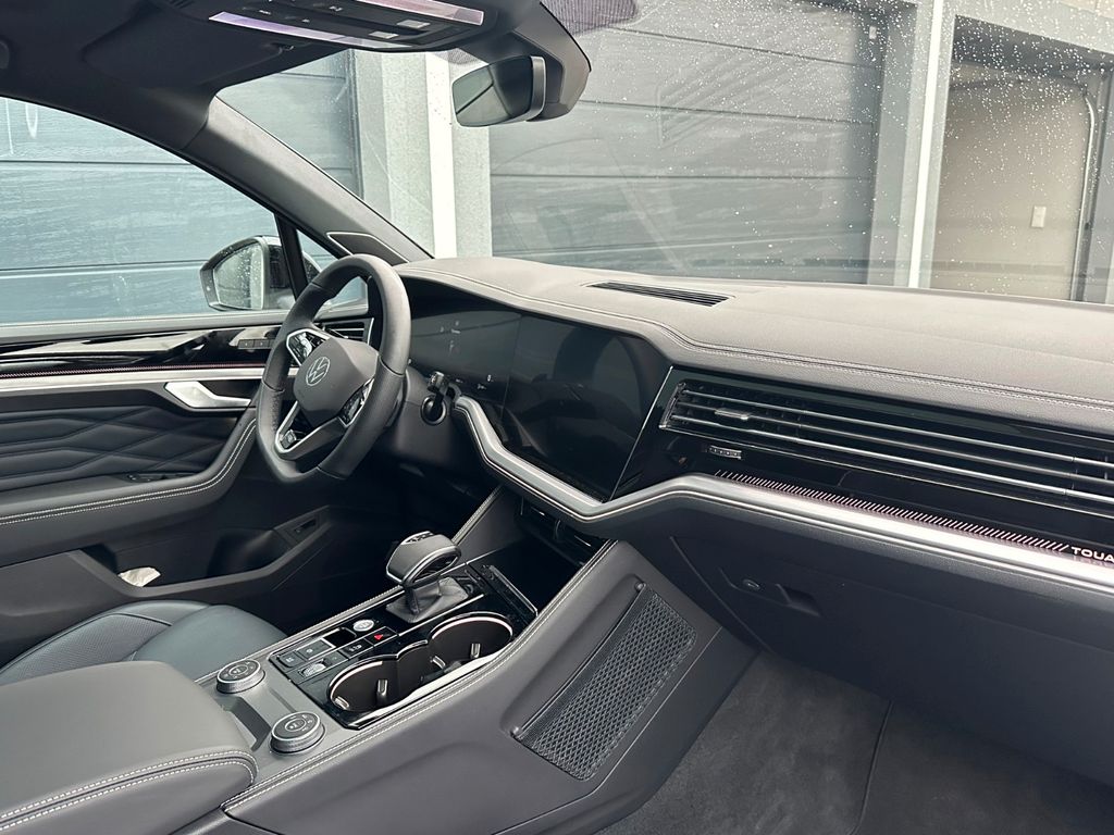 Volkswagen Touareg 2024