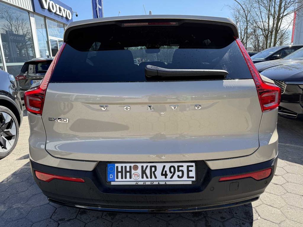 Volvo EX40 2025