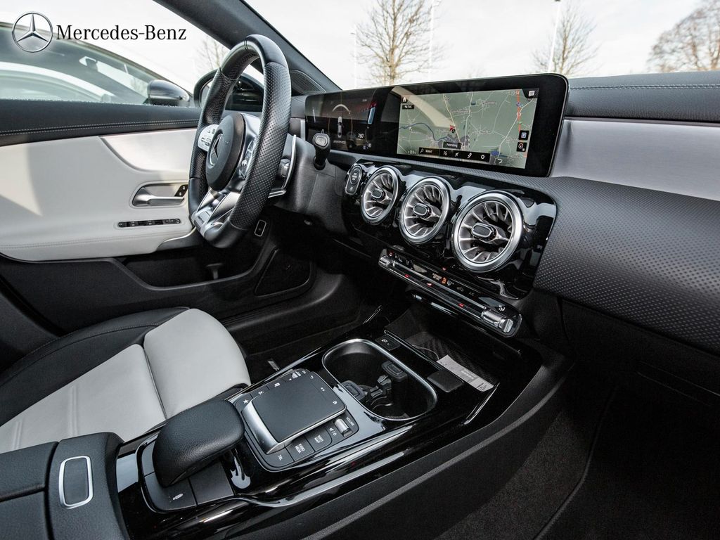 Mercedes-Benz CLA 35 AMG 2022
