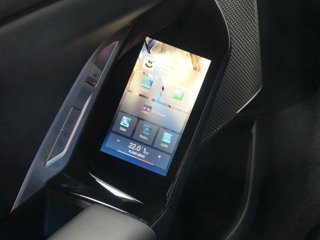 BMW i7 2024