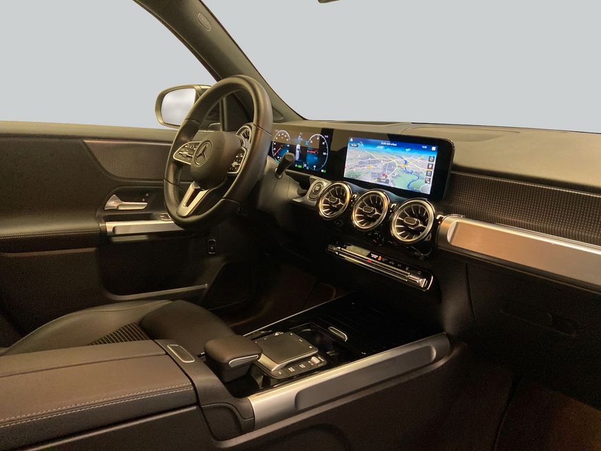 Mercedes-Benz EQB 2022