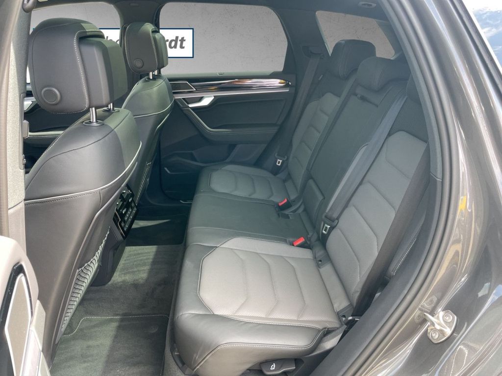 Volkswagen Touareg 2025
