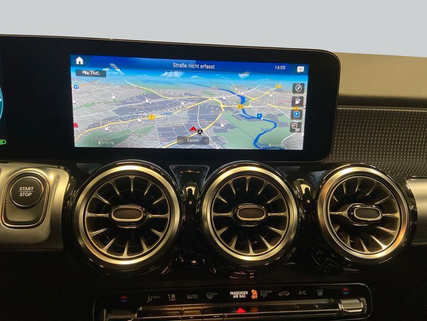 Mercedes-Benz EQB 2022