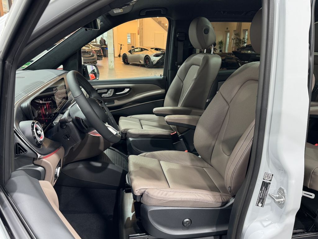 Mercedes-Benz V 300 2025
