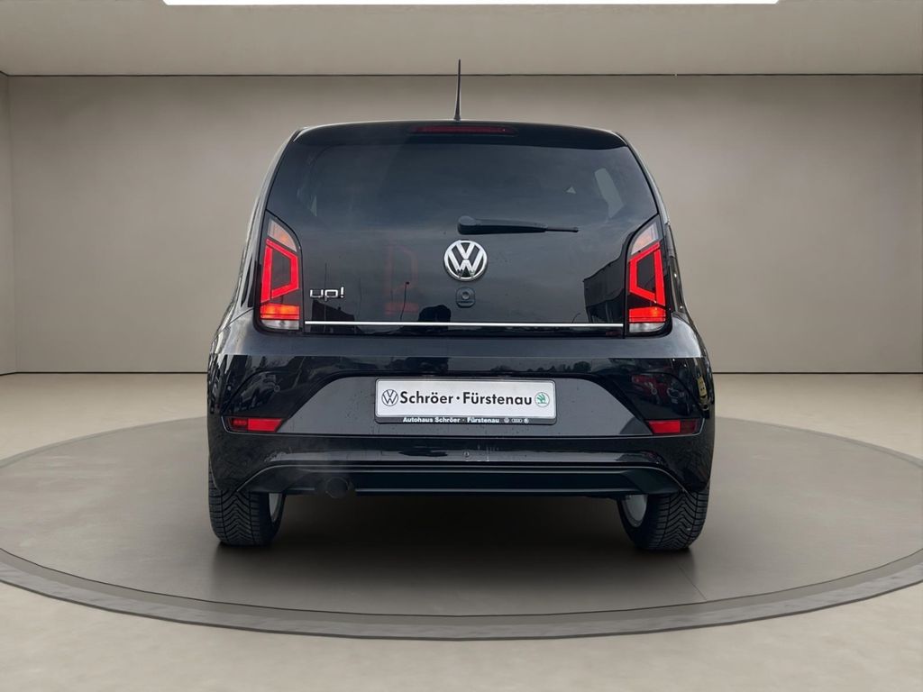 Volkswagen up! 2018