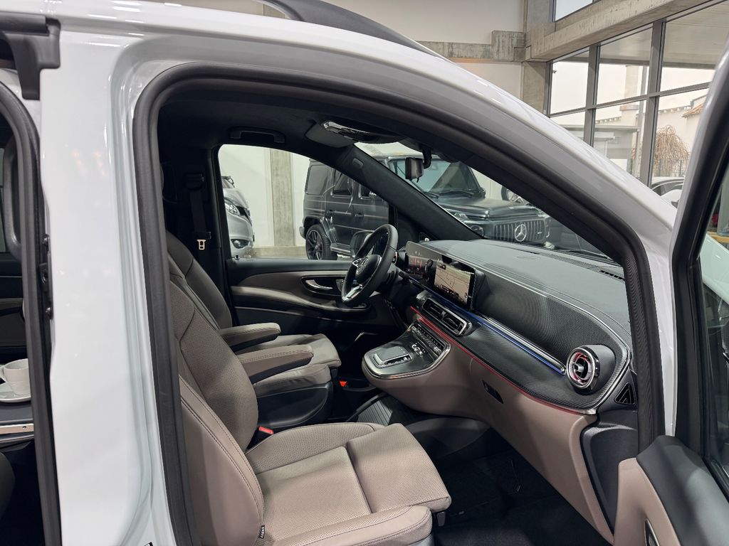 Mercedes-Benz V 300 2025