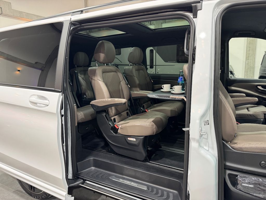 Mercedes-Benz V 300 2025