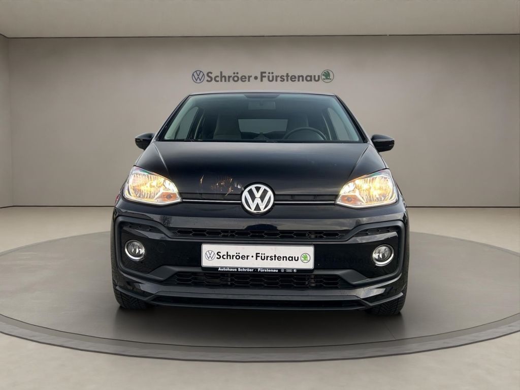 Volkswagen up! 2018