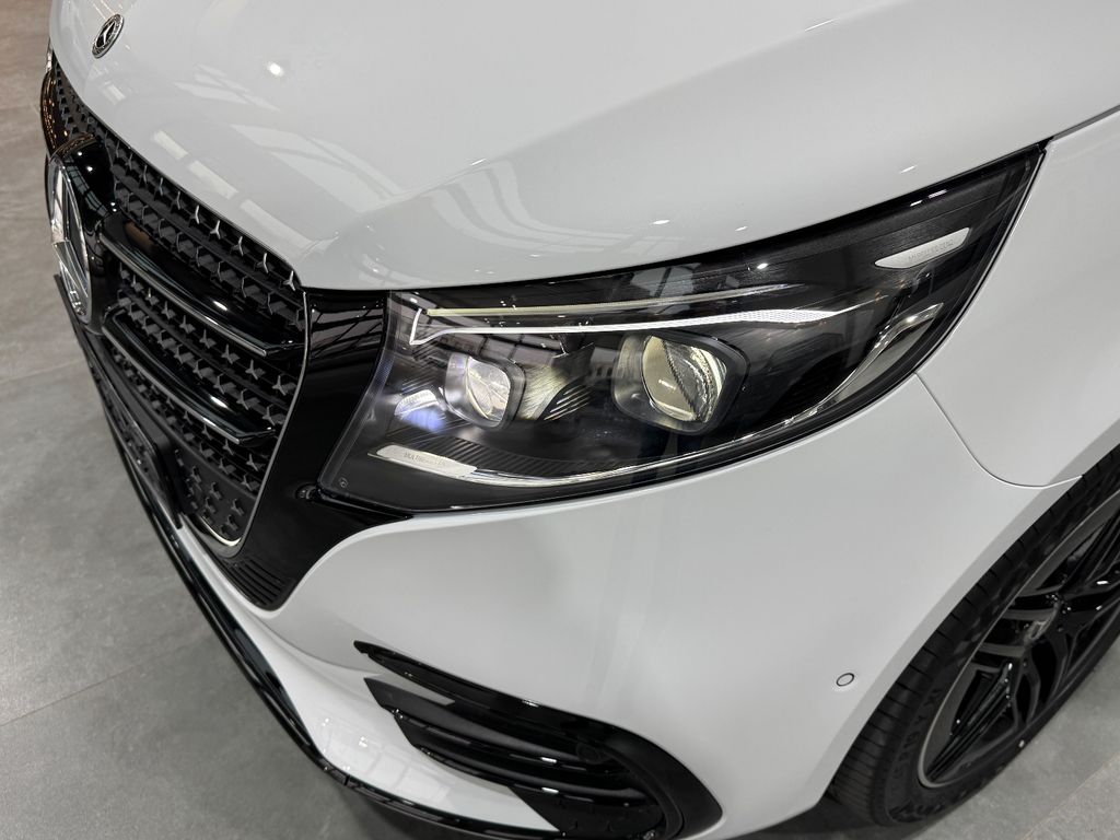 Mercedes-Benz V 300 2025
