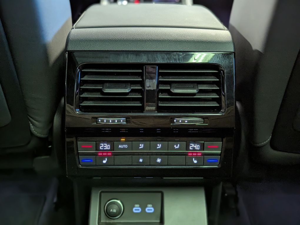 Volkswagen Touareg 2025