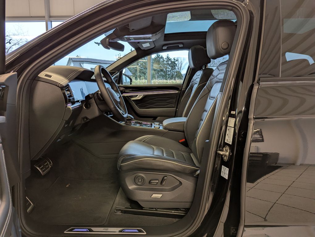 Volkswagen Touareg 2025