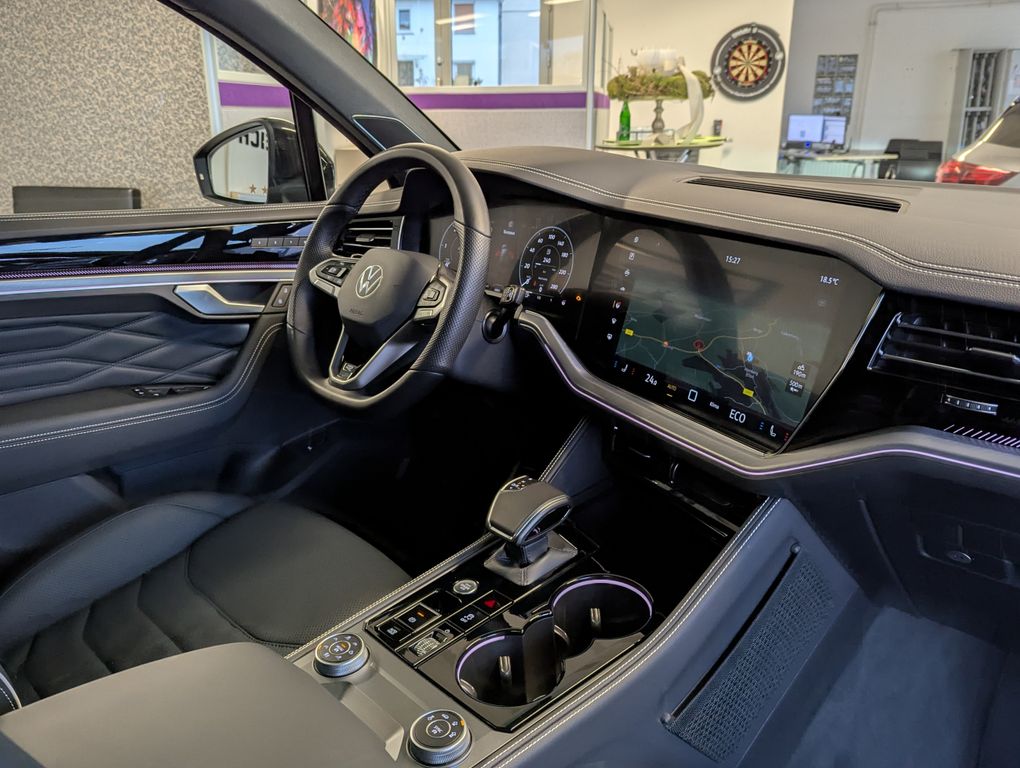 Volkswagen Touareg 2025