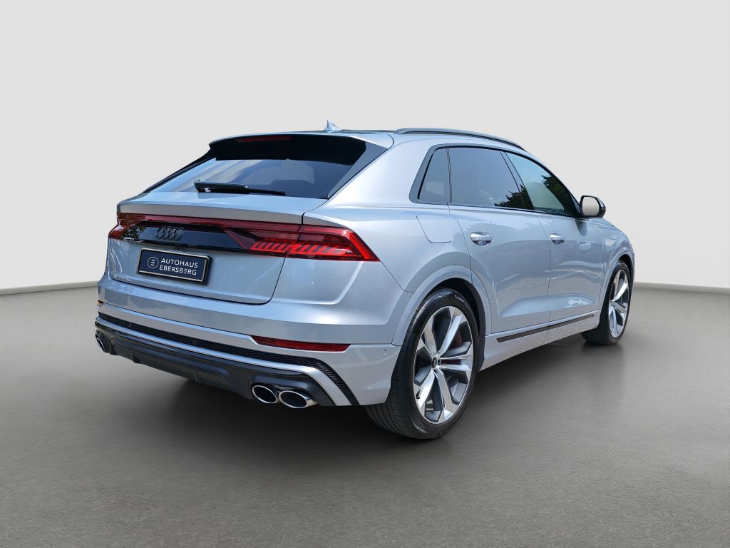 Audi SQ8 2022