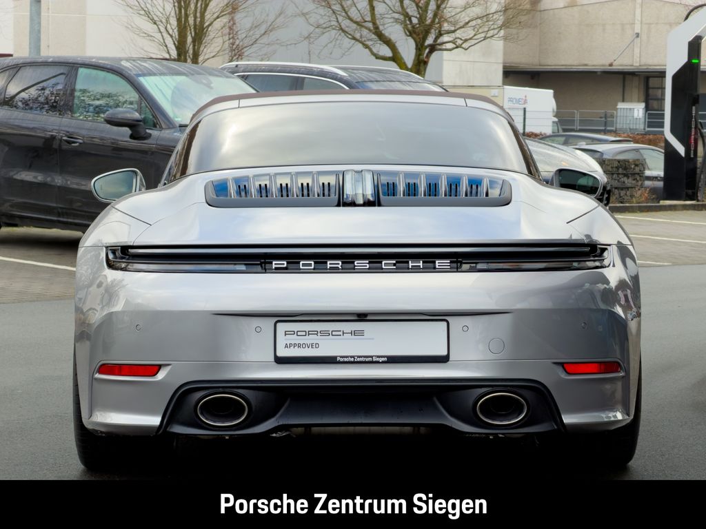 Porsche 992 2025