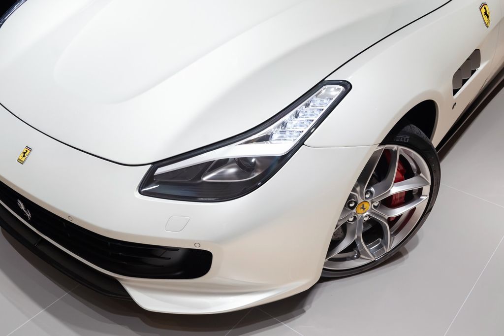Ferrari GTC4Lusso 2019