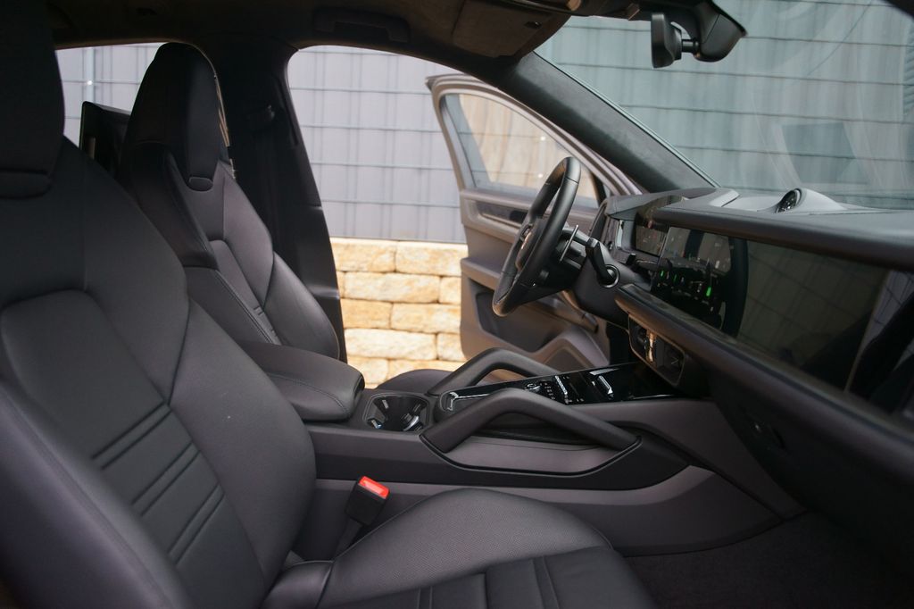 Porsche Cayenne 2024